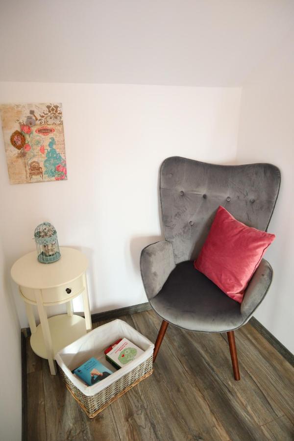 Vila Chic M Hotel Moieciu de Jos Luaran gambar